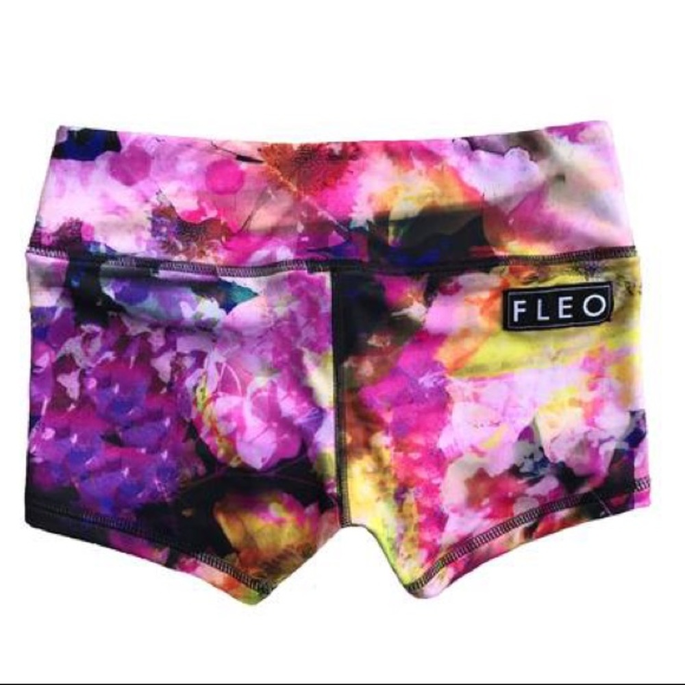 FLEO Dark Romance DL Shorts XS